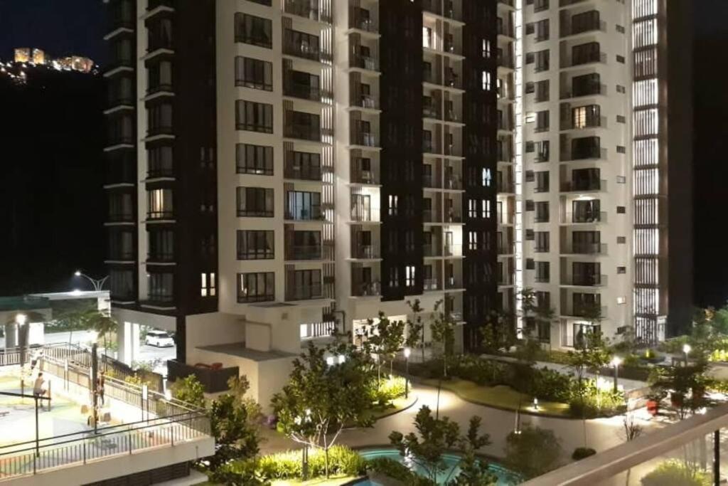 Premier Suite Cozy Home Midhills Genting 6-10 Pax Free Wifi Genting Highlands Eksteriør billede