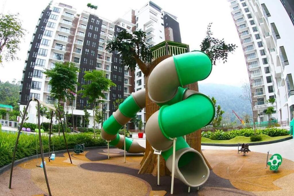 Premier Suite Cozy Home Midhills Genting 6-10 Pax Free Wifi Genting Highlands Eksteriør billede